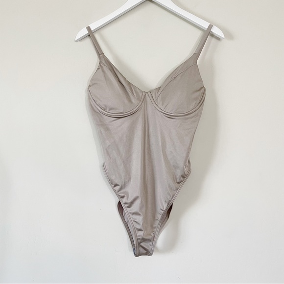 Good American Other - Good American Shine Show Off One Piece Swim Mink